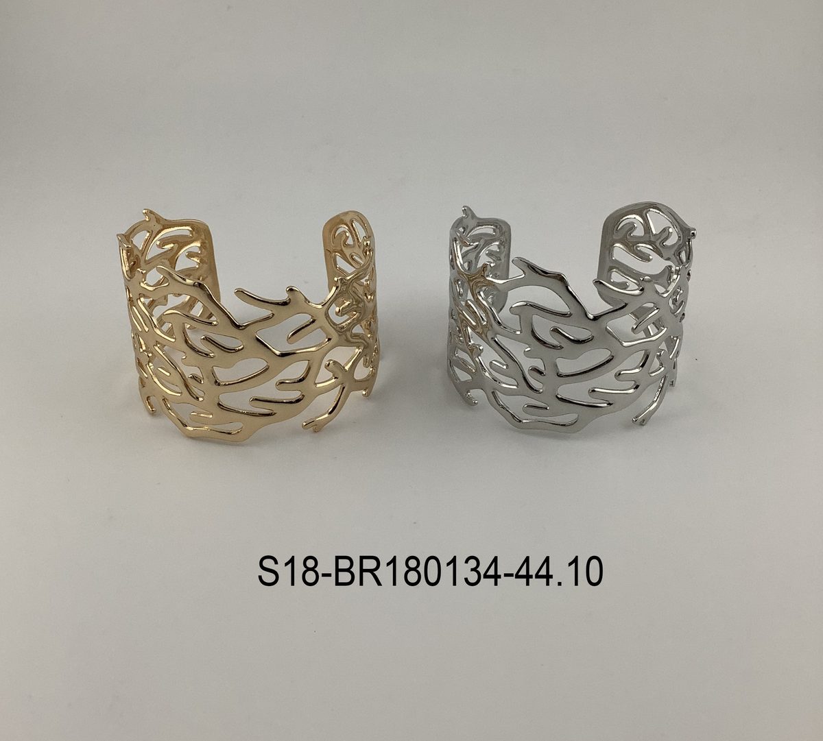 Pulsera. 6 pcs plateado / 6 pcs dorado