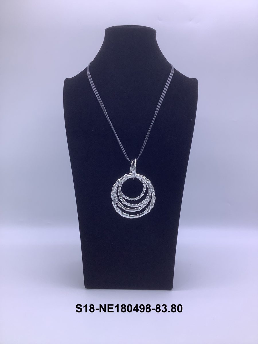 Collar 6 pcs plateados / 6 pcs dorados