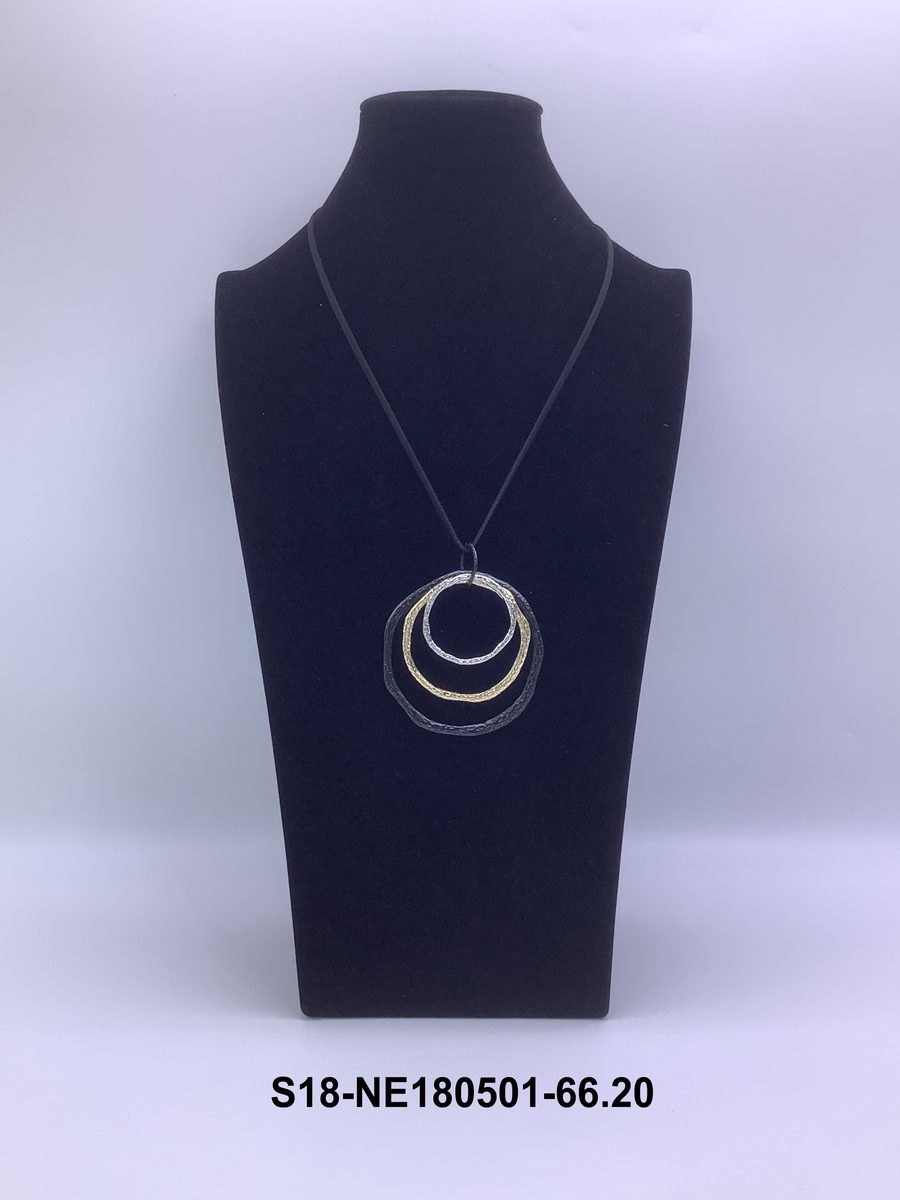 Collares