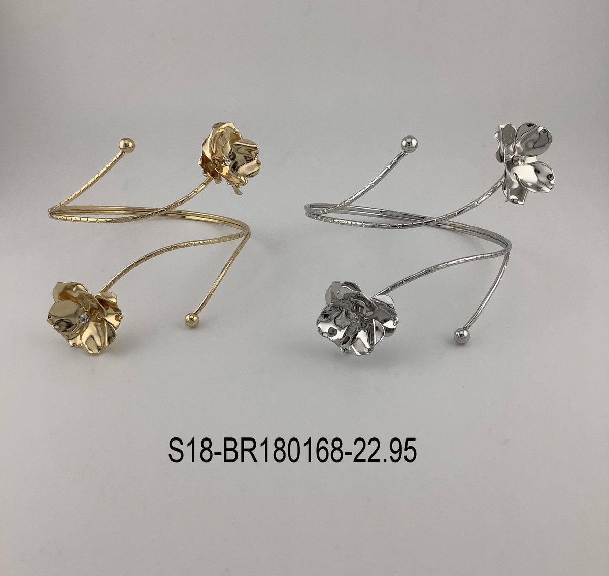 Brazalete. 6 pcs plateado / 6 pcs dorado