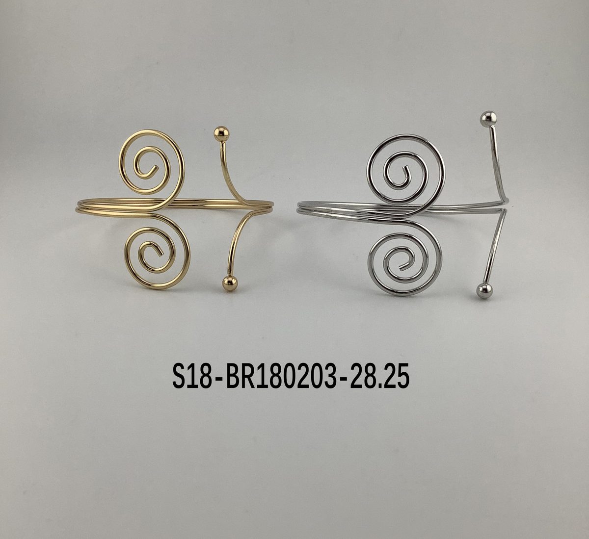 Brazalete. 6 pcs plateado / 6 pcs dorado