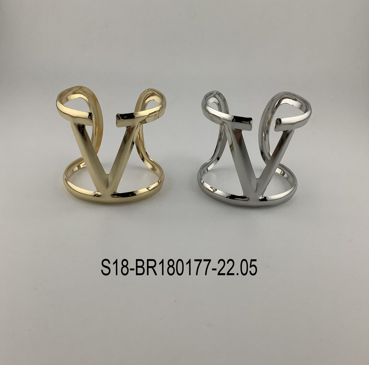 Pulsera. 6 pcs plateado / 6 pcs dorado