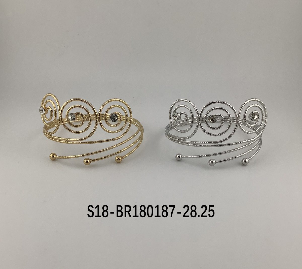 Brazalete. 6 pcs plateado / 6 pcs dorado